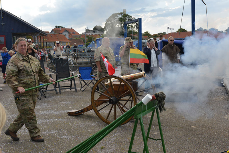 %_tempFileName111_4459%