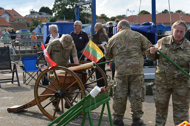 %_tempFileName111_4472%