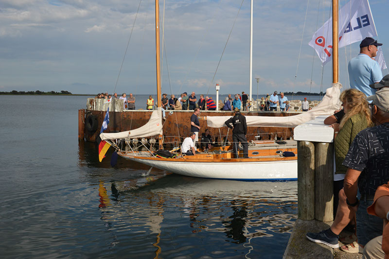 %_tempFileName111_4507%